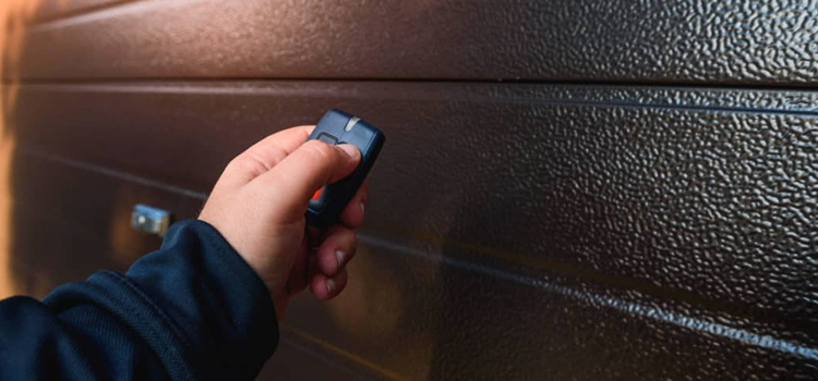 automatic door opener with remote control in Crescent City