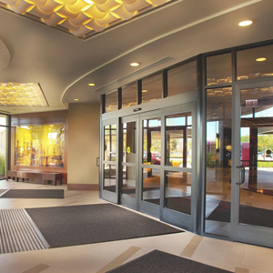 commercial door specialist Crescent City