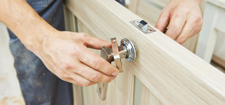 interior door repair Crescent City